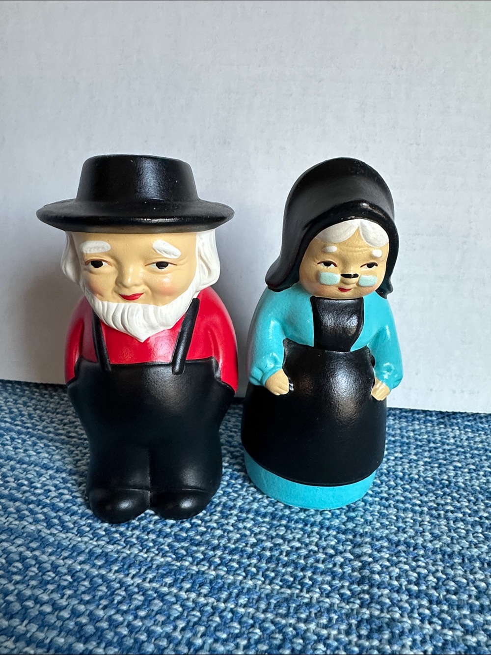 Folk Couple Ceramic Salt & Pepper Shaker Set in Black and Teal - Brand Unknown